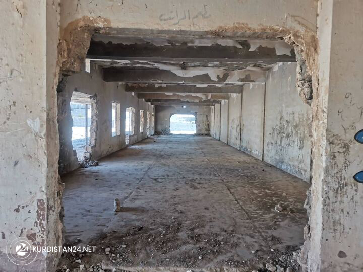 A corridor of the Topzawa military base in southern Kirkuk province, where thousands of Anfal victims were segregated from their families before being transported to prison camps, Oct. 24, 2021. (Photo: Hemin Dalo/Kurdistan24)